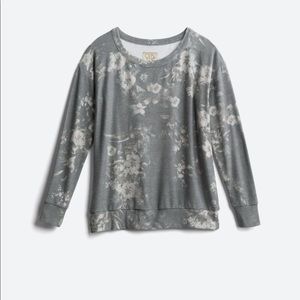 Semaj scoop neck shirt